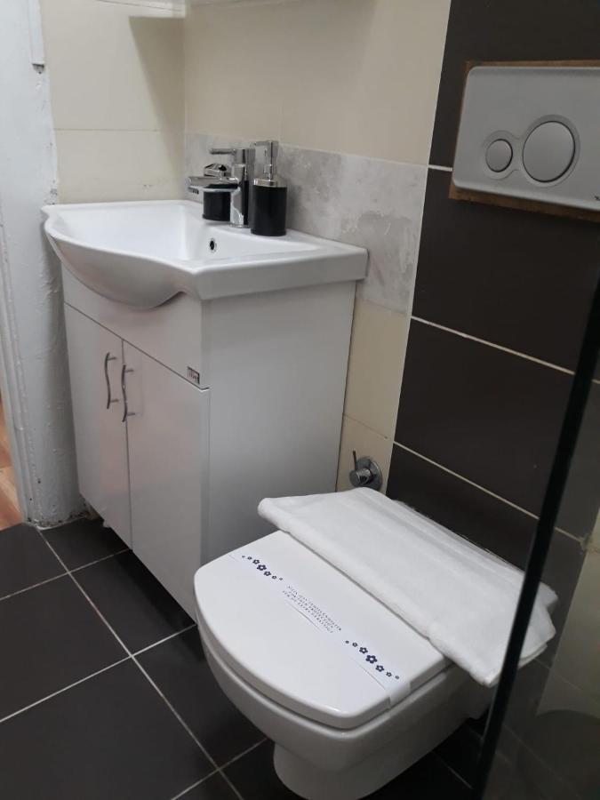 Taksim Pera Aparts Aparthotel Истанбул Екстериор снимка