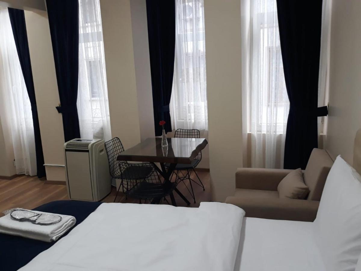Taksim Pera Aparts Aparthotel Истанбул Екстериор снимка